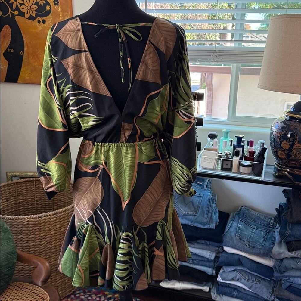 NWT Aakaa Tropical Earthtone Ruffle Cinch Waist Boho Hippie Resort Mini Dress - Picture 2 of 5